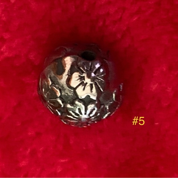 “Make It!” Individual Decorated                   Silver Spacer’s     NWOT - Picture 6 of 8